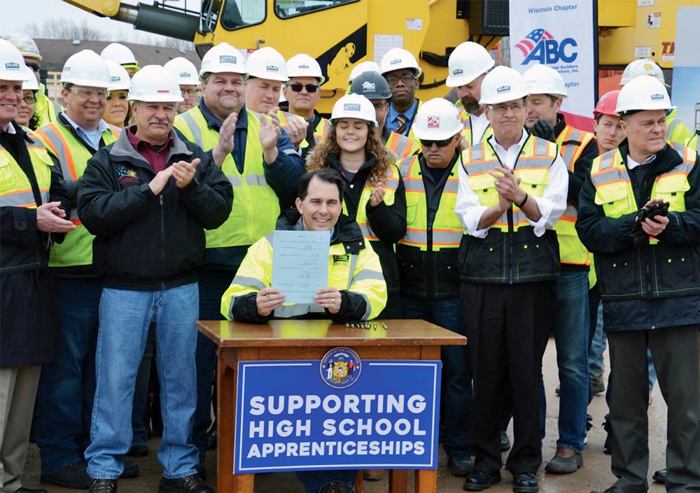 gov-scott-walker-high-school-apprenticeship gov-scott-walker-high-school-apprenticeship