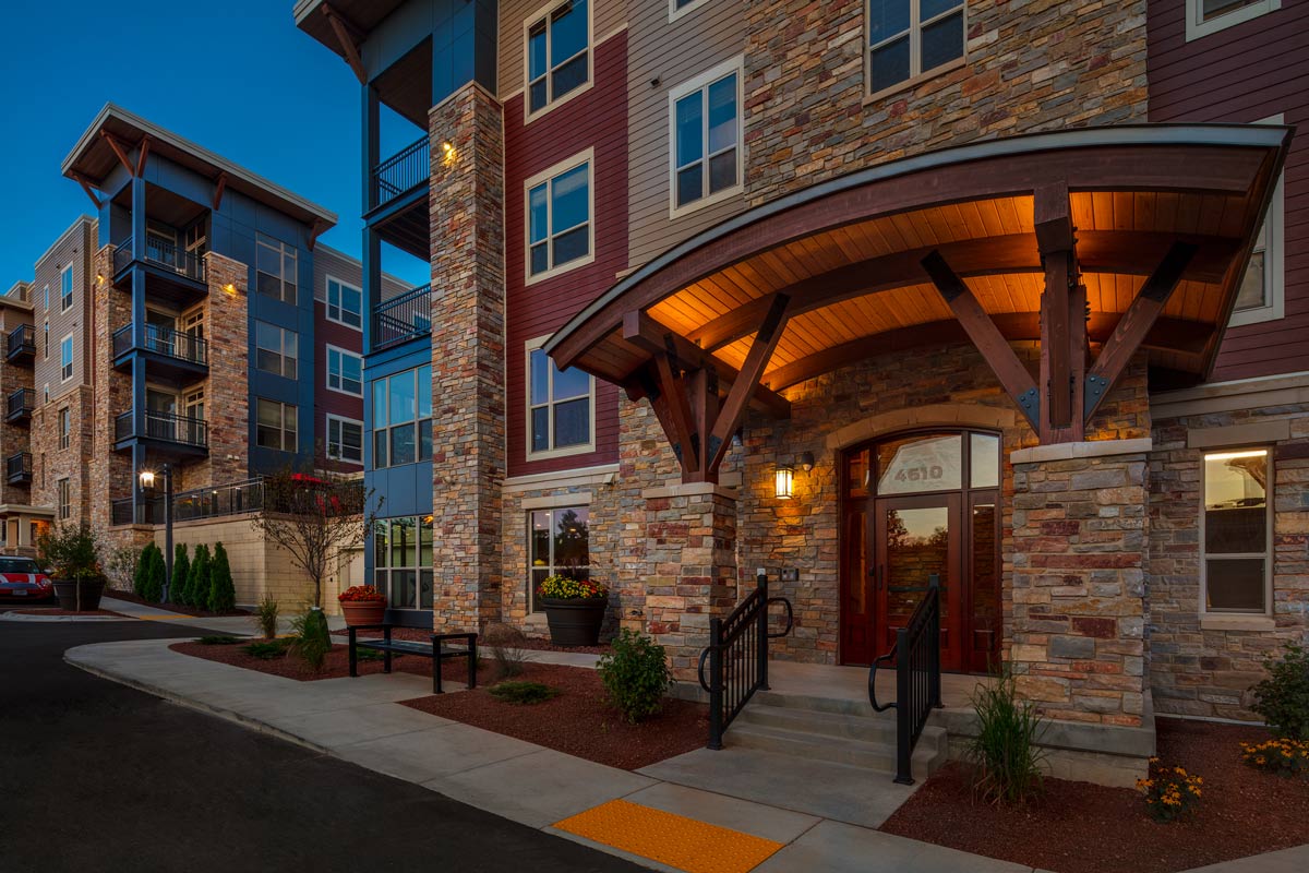 lodge-at-walnut-grove-2