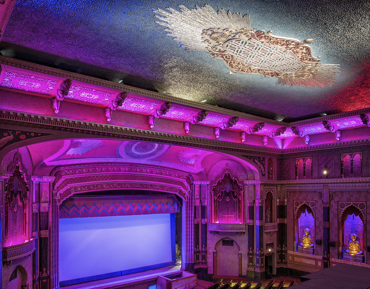 the-oriental-theatre-historic-preservation-02_1200