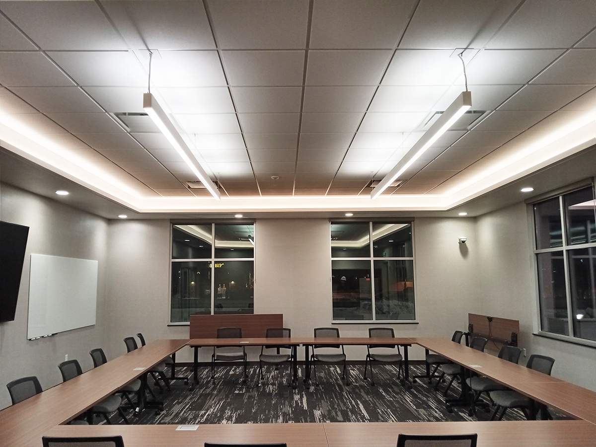 2-new-glarus-bank-monroe-branch-201_web