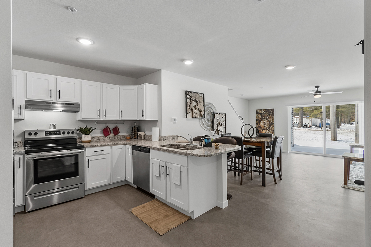 7-pine-creek-apartments-96_web