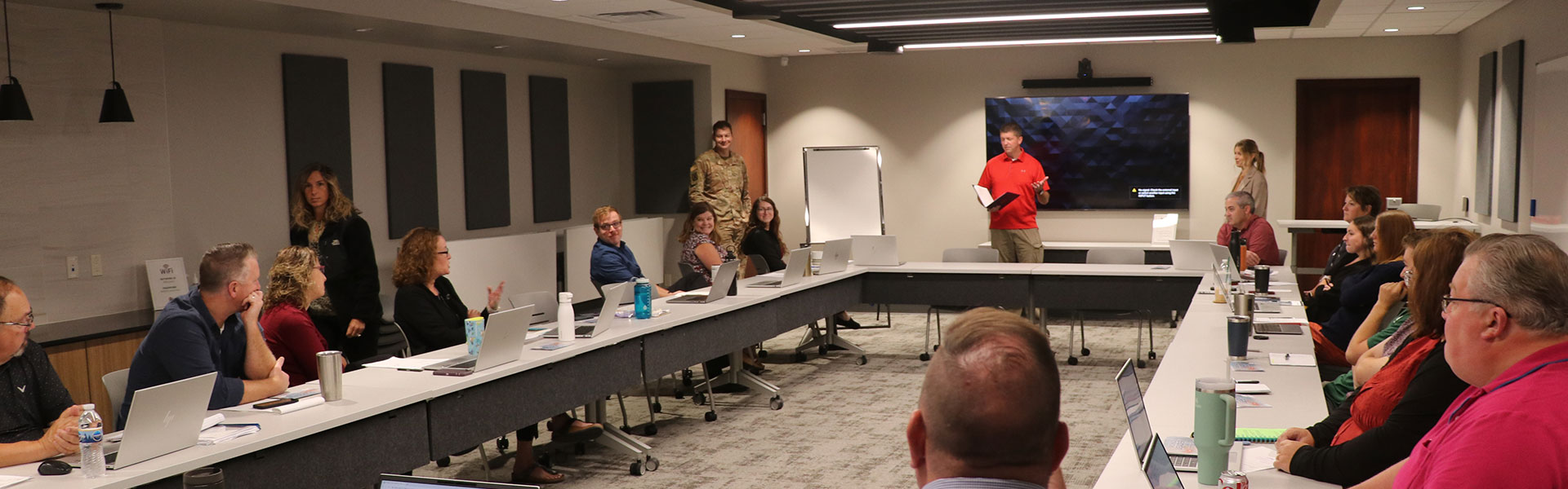 Abc of wisconsin s leigh emrick receives esgr patriot award