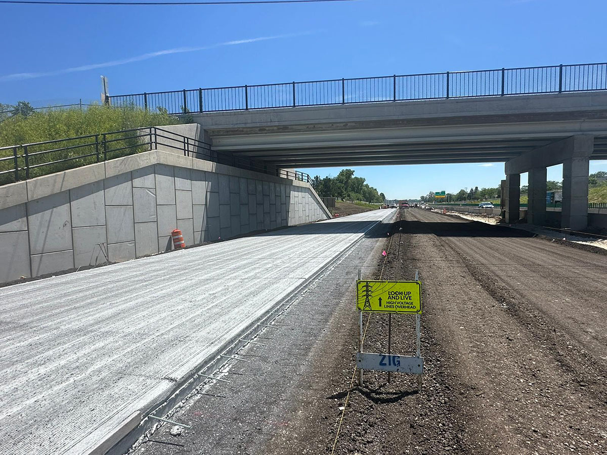 IH 43 Mequon Road-02