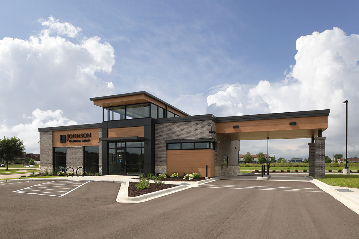 Johnson Financial Group - Sun Prairie-01