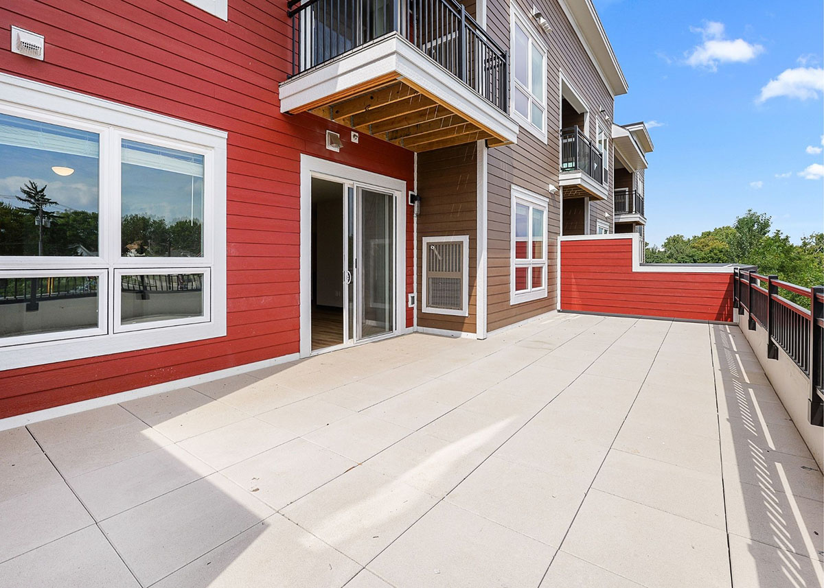 Main Street Apartments - Photographs - 4