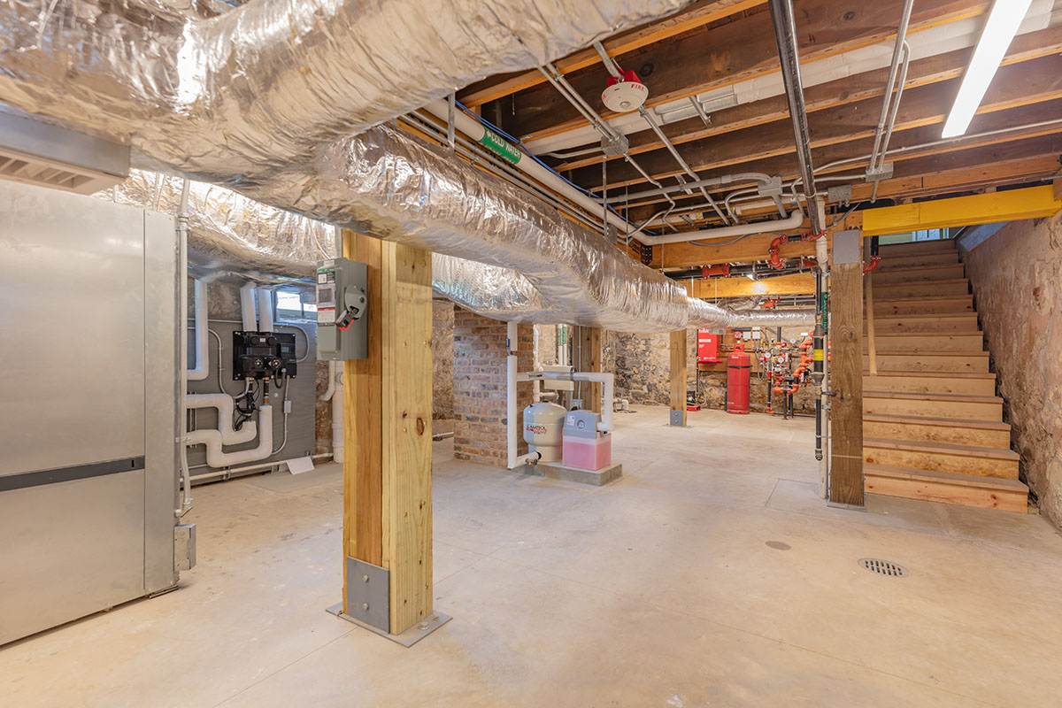 Ringling Brothers - Business Office-03